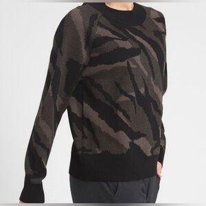 Athleta Jacquard Thermolite Wool Blend Crewneck
Sweater XS